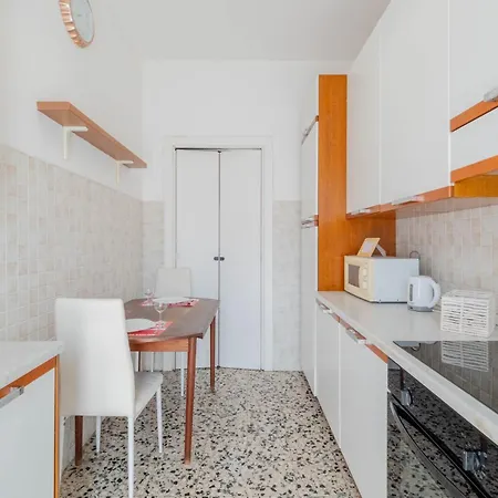 M.aurelio Appartamento Milano