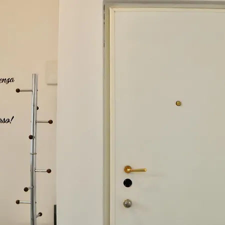 M.aurelio Red Appartement Milaan
